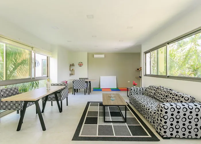 Apartment New In Residential Area With Amenities & 24hr Security