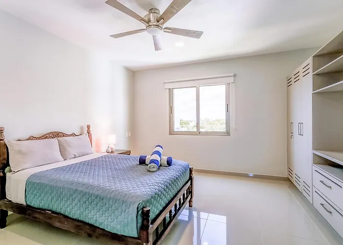 New In Residential Area With Amenities & 24hr Security Apartment *