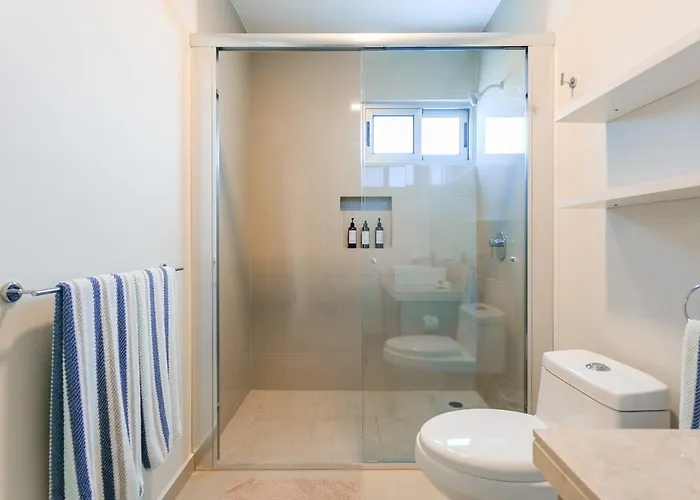 New In Residential Area With Amenities & 24hr Security *